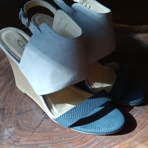 CL Chinese Laundry Baja Two-Tone Wedge Sandals